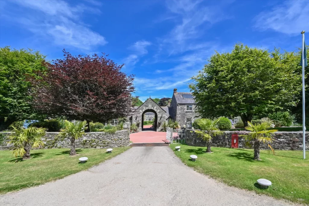 Enchanting Cornish Hamlet For Sale - Tremaine Manor 24