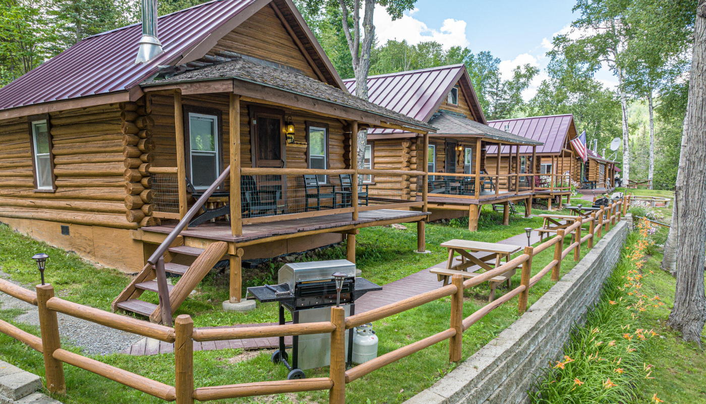 Lakefront Mini Village For Sale in Maine - Lodge and Cabins 3