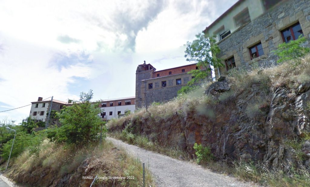 Spanish village for sale - Salto de Castro - 260k lrg